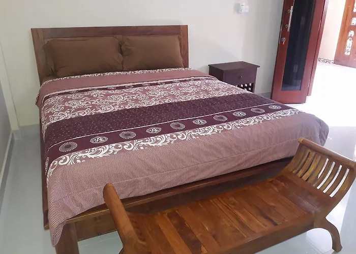 Nayanika House Guest house